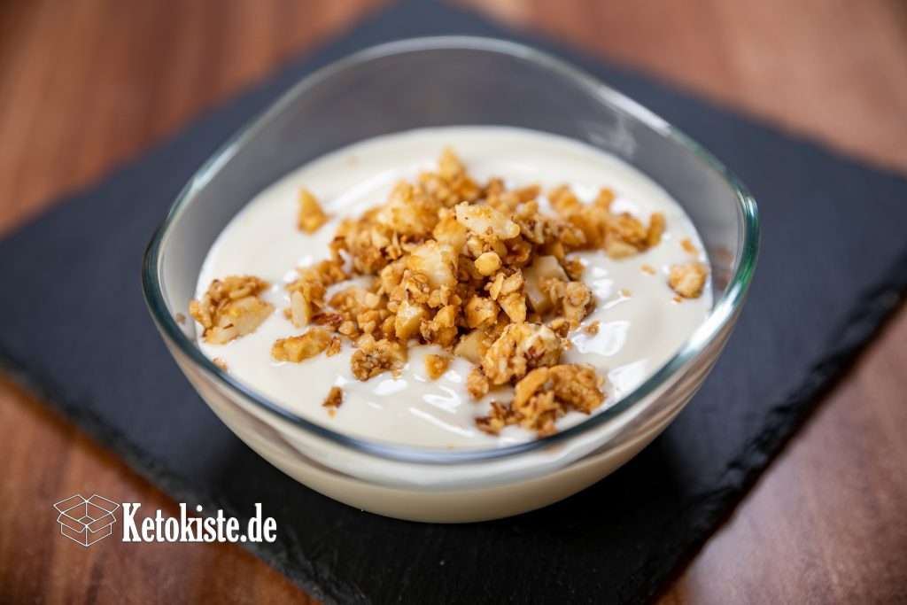 Nussiger Frühstückscrunch — Ketokiste.de - Alles rund um die ketogene ...