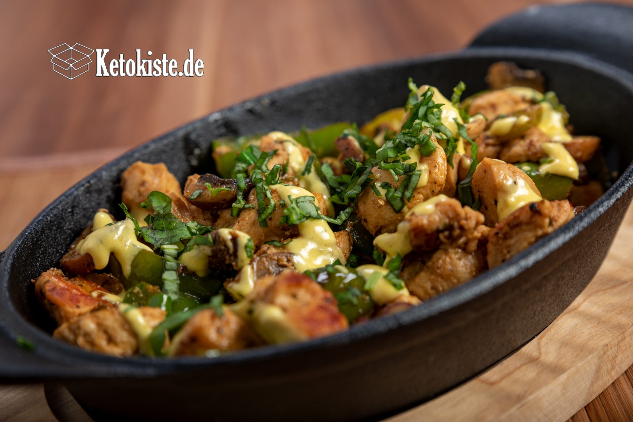 Hühnchenpfanne mit Gemüse — Ketokiste.de - Alles rund um die ketogene ...